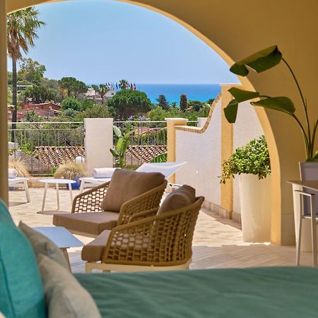Residence Le Bouganville Villasimius Esterno foto